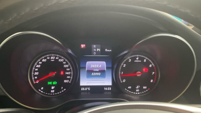 2025 Mercedes-benz C-class