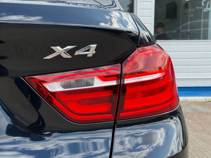 2025 BMW X4