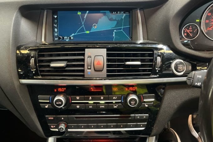 2025 BMW X4