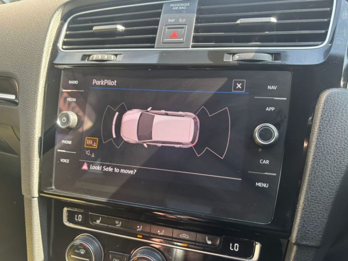 2018 Volkswagen Golf