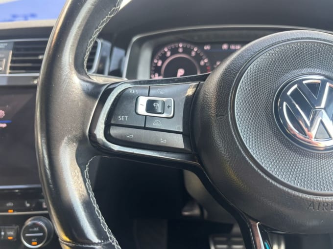 2018 Volkswagen Golf