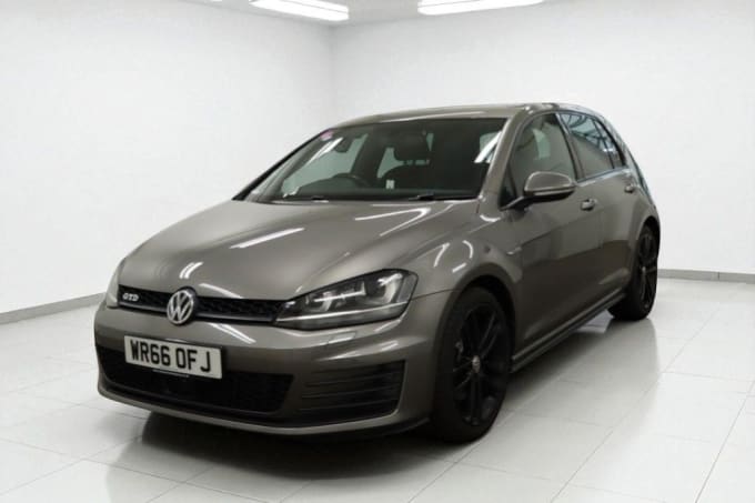 2025 Volkswagen Golf