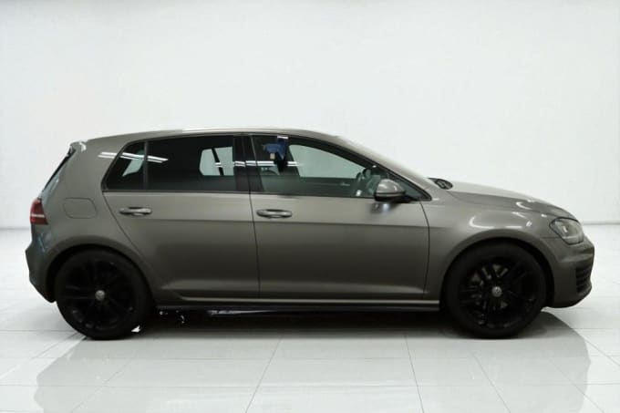 2025 Volkswagen Golf