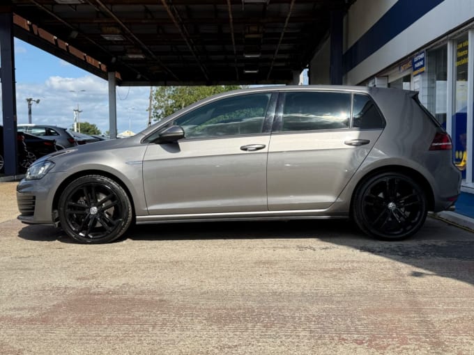 2025 Volkswagen Golf