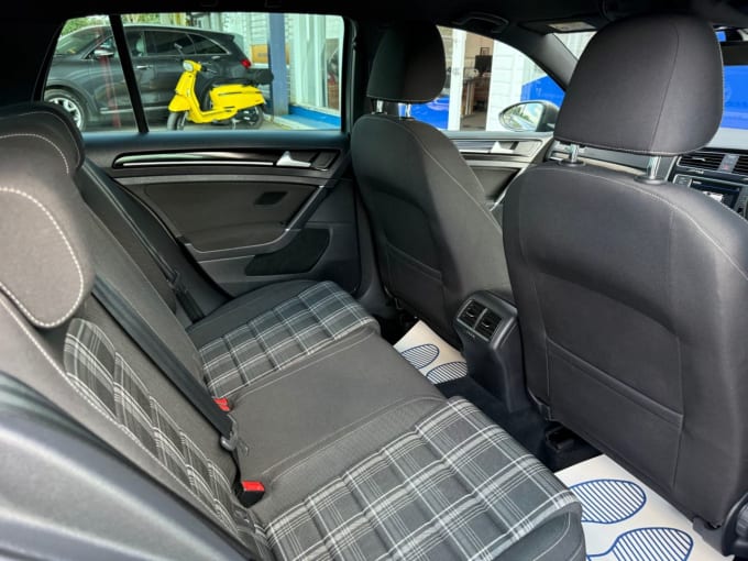 2025 Volkswagen Golf