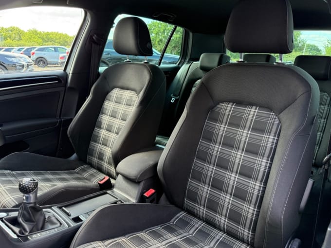 2025 Volkswagen Golf