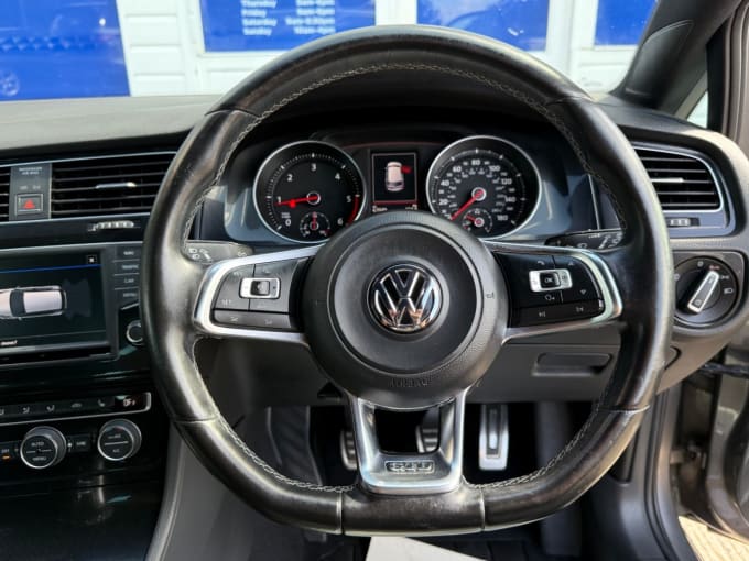 2025 Volkswagen Golf