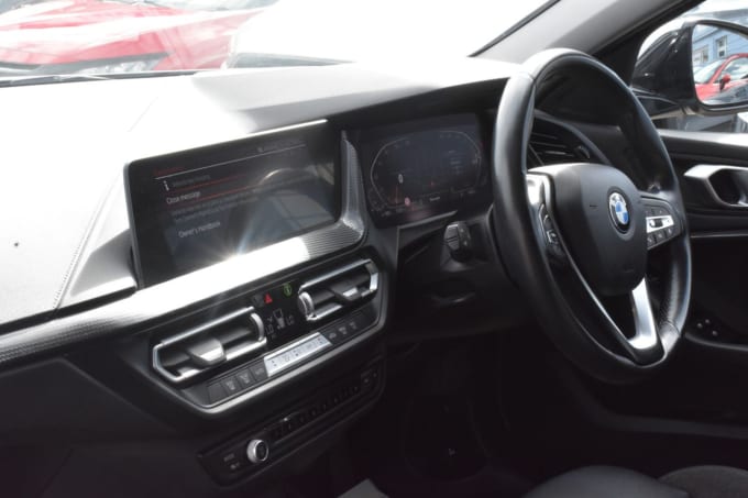 2021 BMW 1 Series