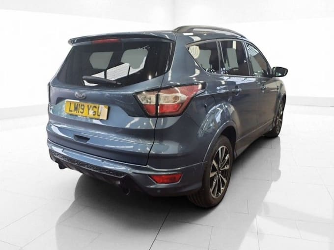 2025 Ford Kuga