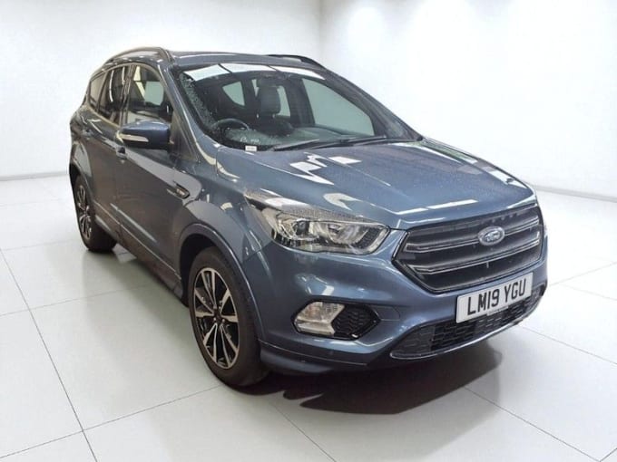 2025 Ford Kuga