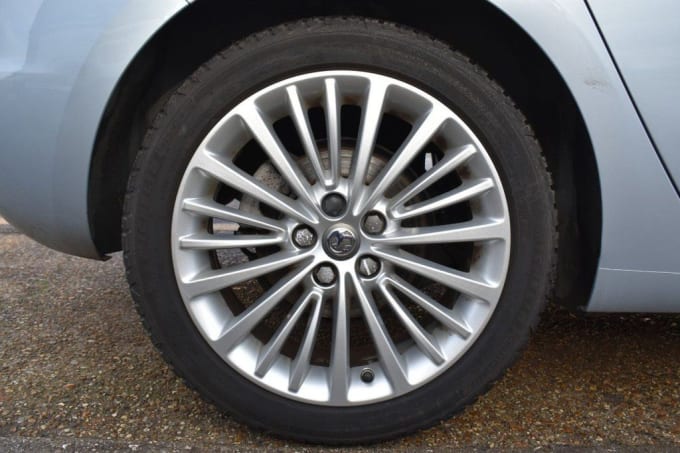 2025 Vauxhall Astra
