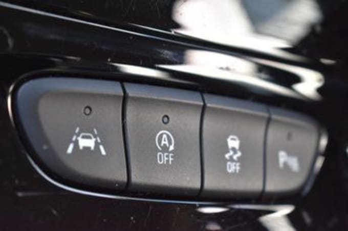 2025 Vauxhall Astra