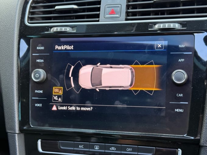2025 Volkswagen Golf
