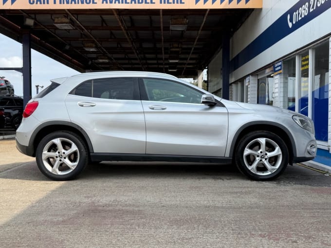 2017 Mercedes Gla-class