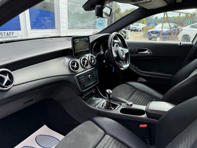 2025 Mercedes-benz 180