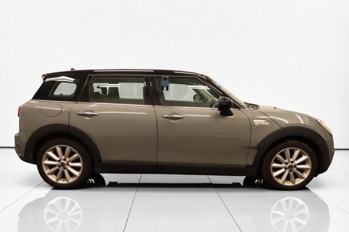 2025 Mini Clubman