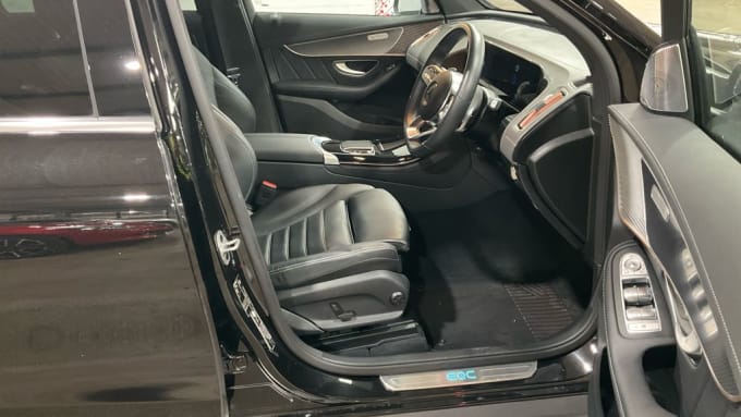 2025 Mercedes-benz Eqc