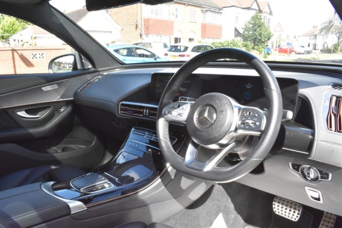 2025 Mercedes-benz Eqc
