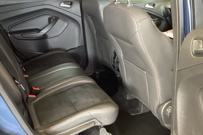 2025 Ford Kuga