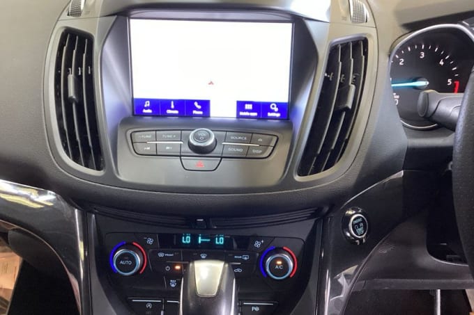 2025 Ford Kuga