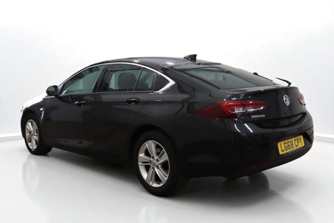 2025 Vauxhall Insignia