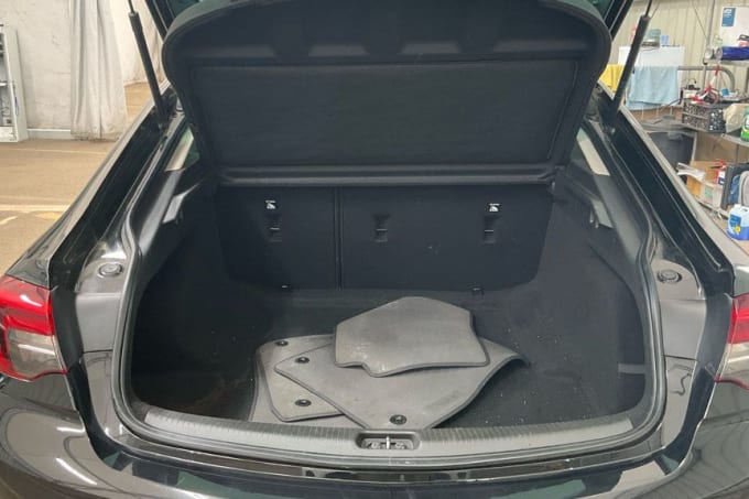 2025 Vauxhall Insignia