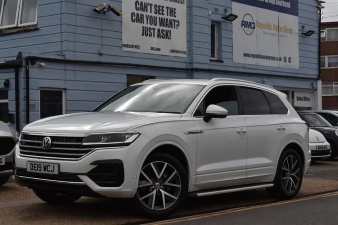 2019 Volkswagen Touareg