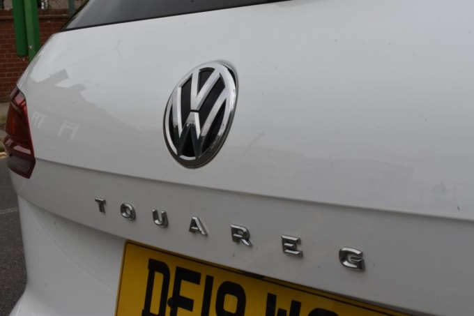 2019 Volkswagen Touareg