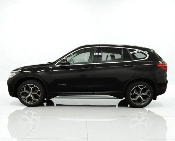 2025 BMW X1