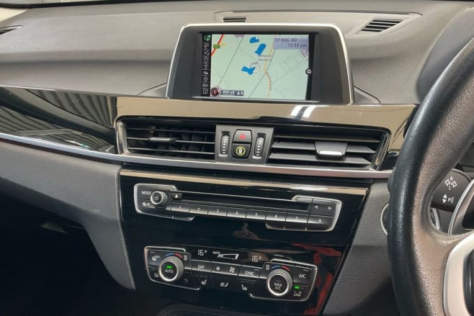 2025 BMW X1
