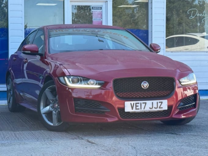 2025 Jaguar Xe