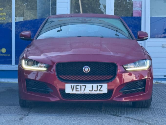 2025 Jaguar Xe