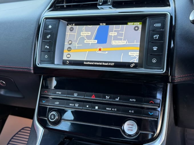 2025 Jaguar Xe