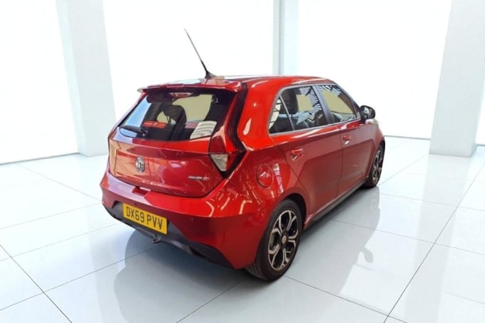 2025 Mg Mg3