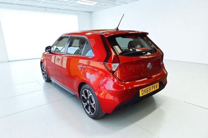 2025 Mg Mg3