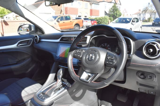 2025 Mg Mg Zs