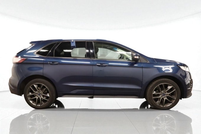 2025 Ford Edge