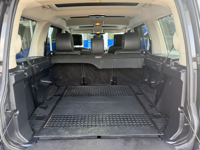 2025 Land Rover Discovery 4