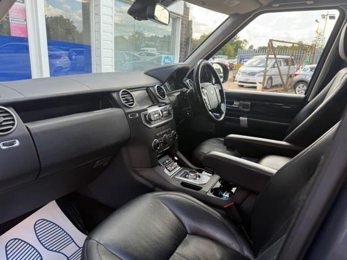 2025 Land Rover Discovery 4