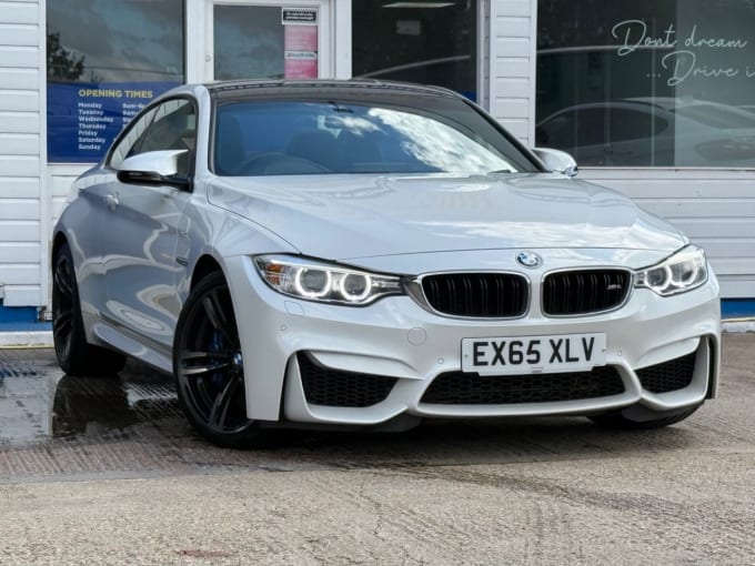 2025 BMW M4