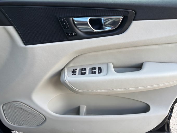 2025 Volvo Xc60
