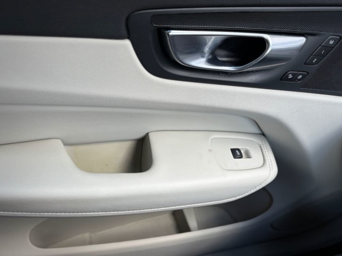 2025 Volvo Xc60