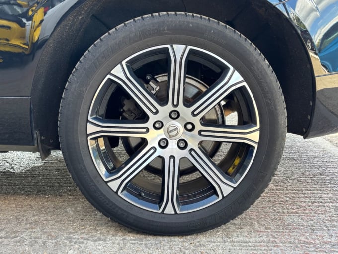 2025 Volvo Xc60