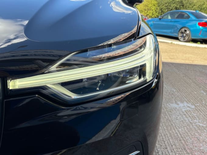 2025 Volvo Xc60