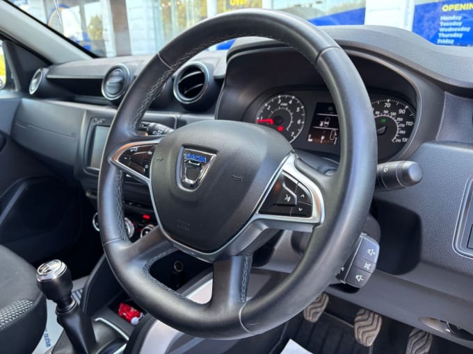 2025 Dacia Duster