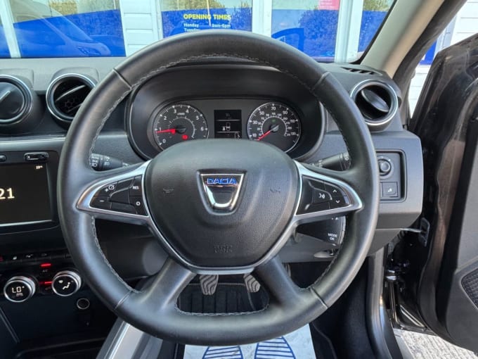 2025 Dacia Duster