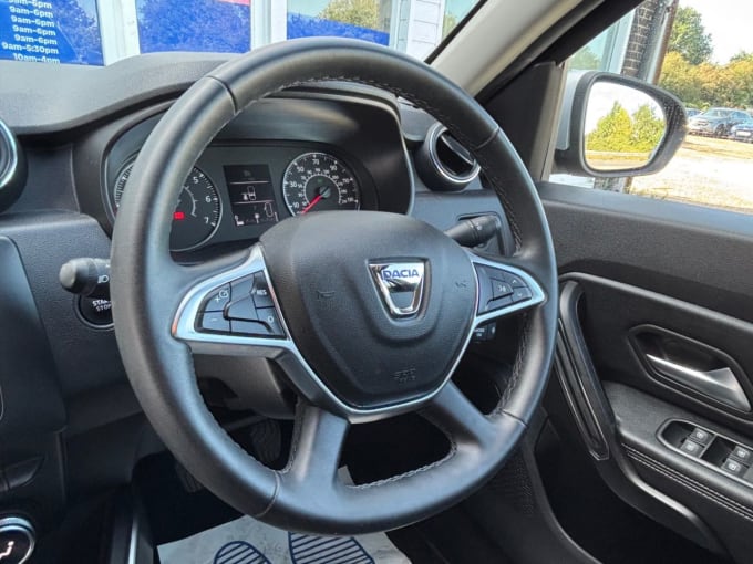 2025 Dacia Duster