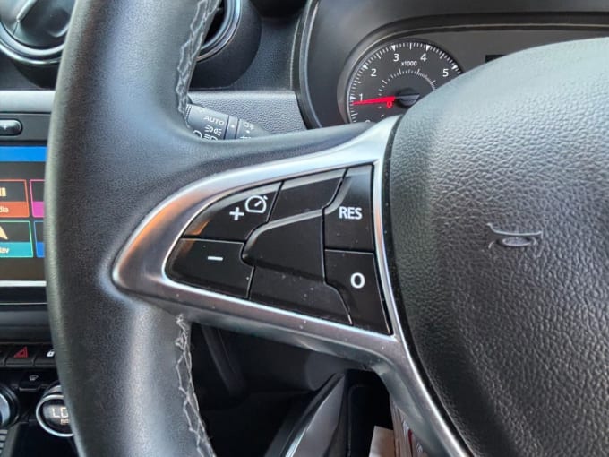 2025 Dacia Duster