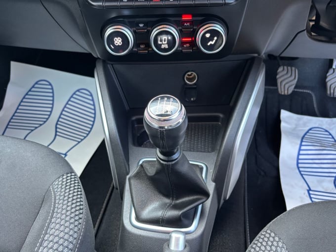 2025 Dacia Duster