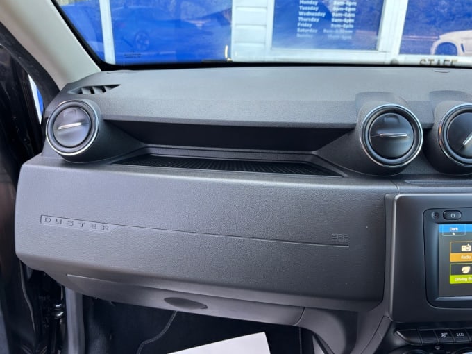 2025 Dacia Duster